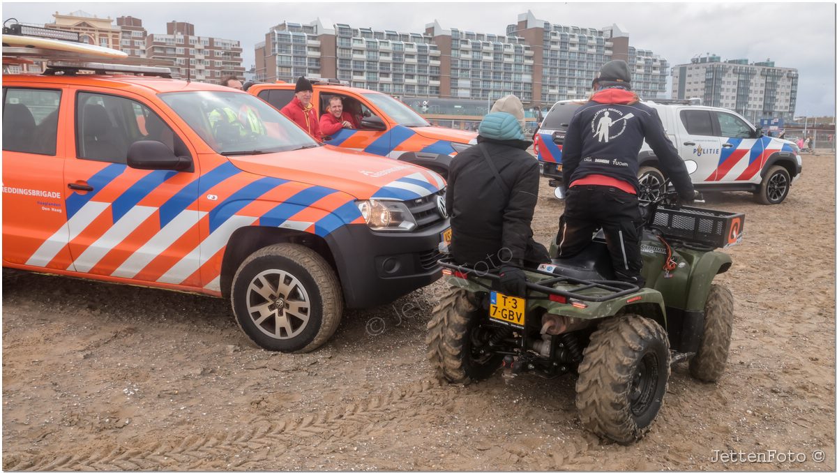 Nieuwjaarsduik 2026 Scheveningen. Foto-31.